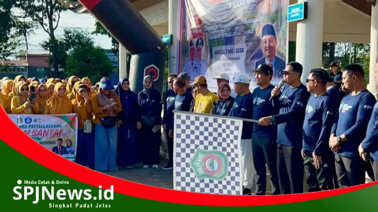 Wabup Takalar Hengky Yasin Lepas Ribuan Peserta Gerak Jalan Santai Peringati Hardiknas Ke-67
